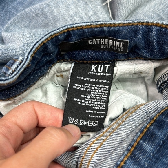 KUT Catherine Boyfriend Distressed Jeans Size 14 - Picture 10 of 11